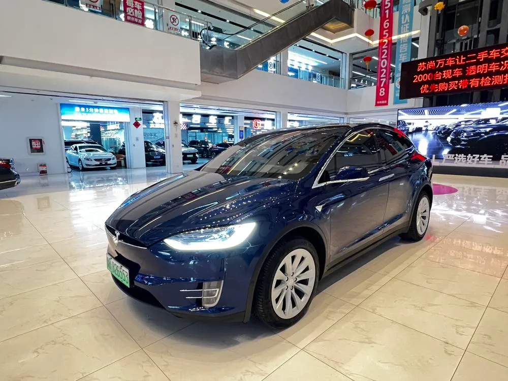 Tesla Model X, 2016
