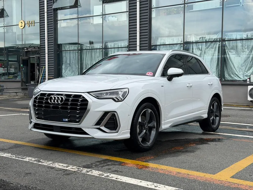 Audi Q3, 2023