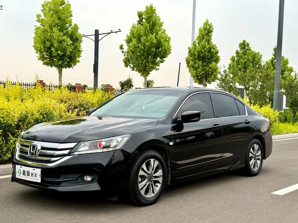 Honda Accord, 2015