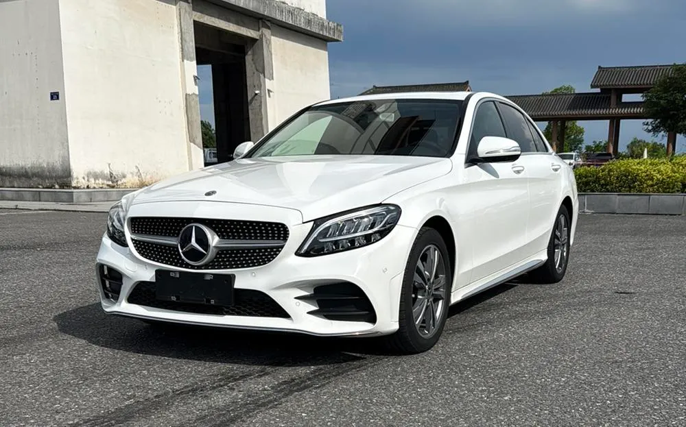 Mercedes-Benz C-Class Facelift C 200 L Fashion Version Sport Edition, 2020 — фото 1