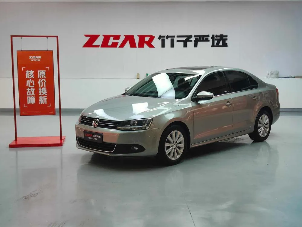 Volkswagen Sagitar, 2014