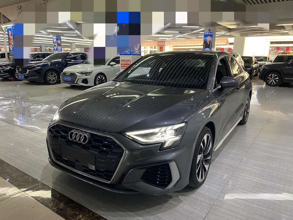 Audi A3 Facelift A3L Limousine 35 TFSI Fashion Sport Version, 2023 — фото 1