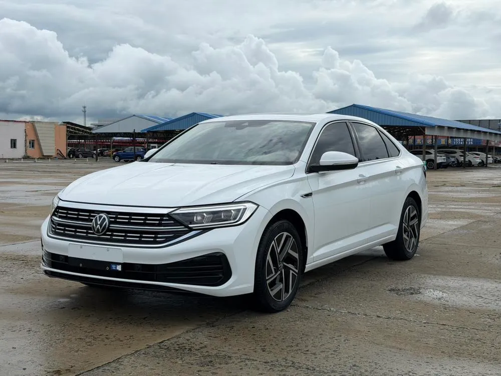 Volkswagen Sagitar, 2023