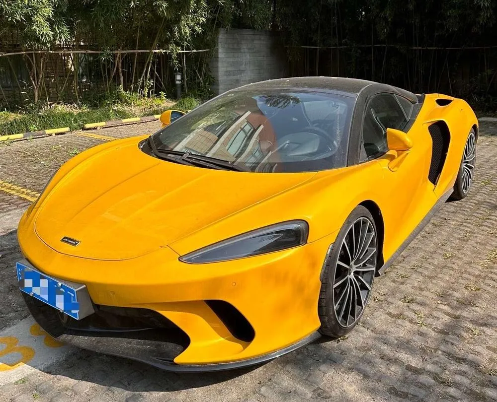 McLaren GT, 2023