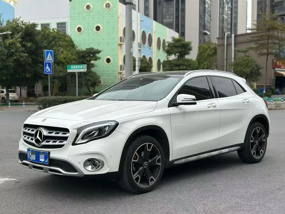 Mercedes-Benz GLA, 2017