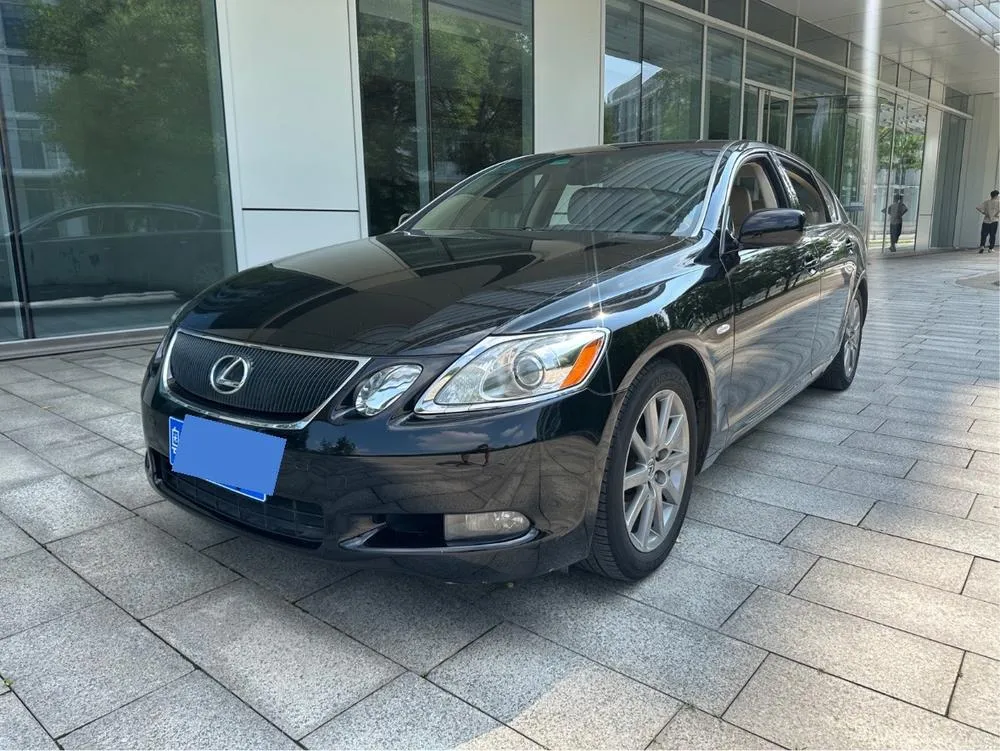 Lexus GS, 2005