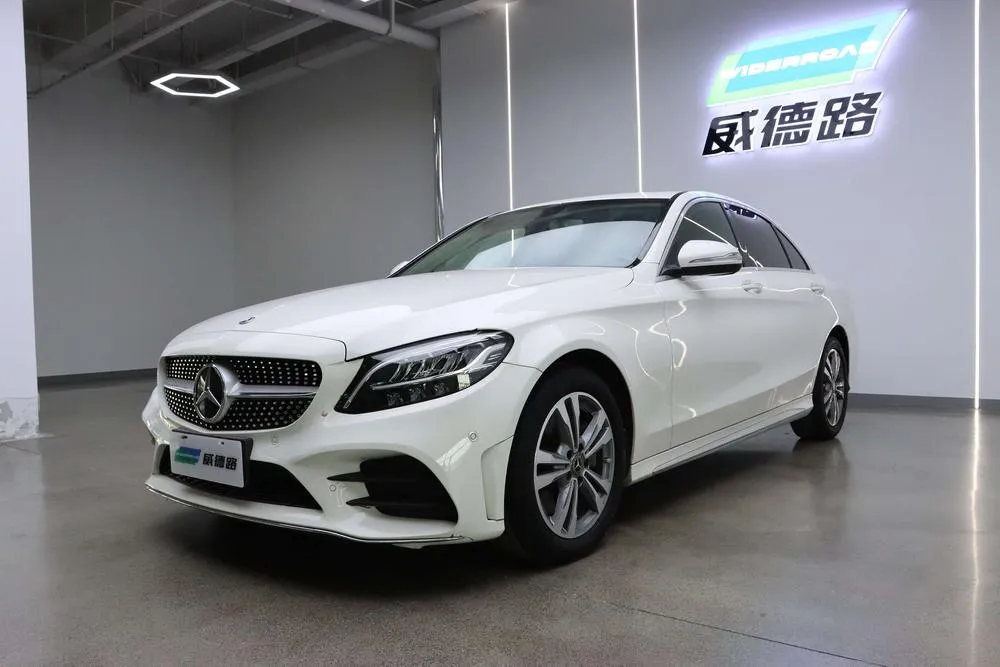 Mercedes-Benz C-Class Facelift C 200 L Fashion Version Sport Edition, 2020 — фото 1