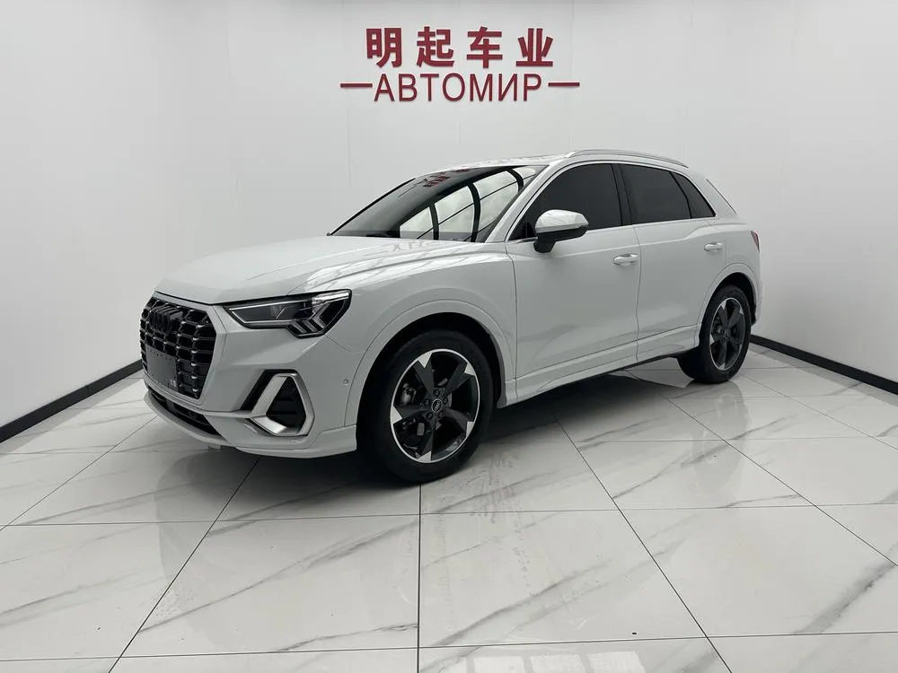 Audi Q3 35 TFSI Fashion Version, 2023 — фото 1