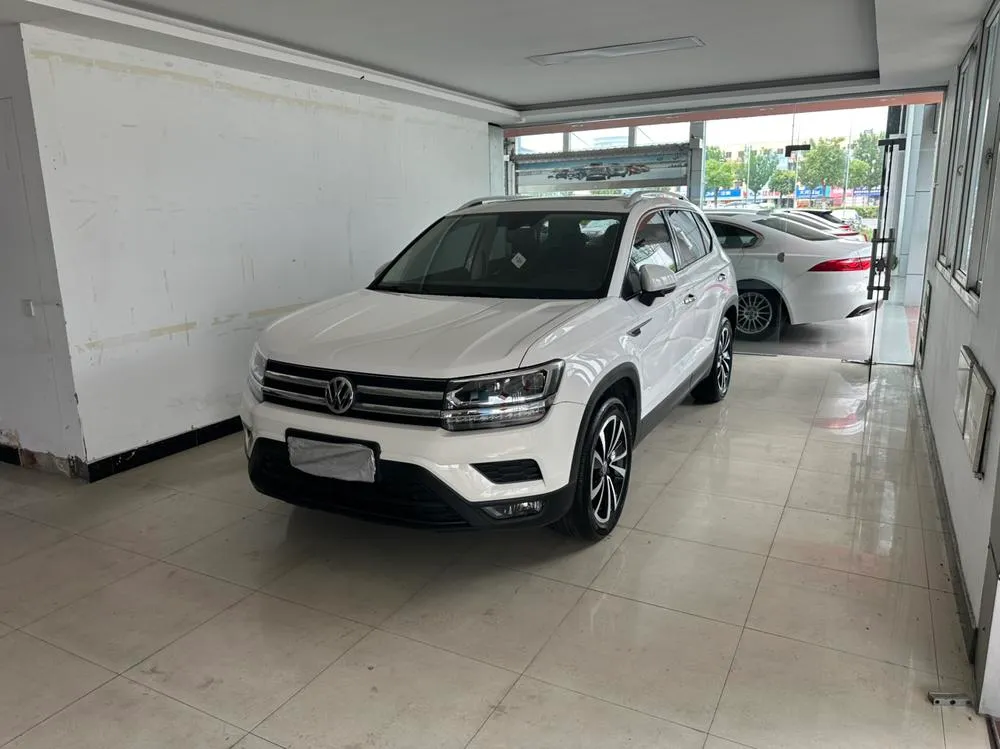Volkswagen Tharu 280TSI 2WD Luxury Edition CN5, 2019 — фото 1