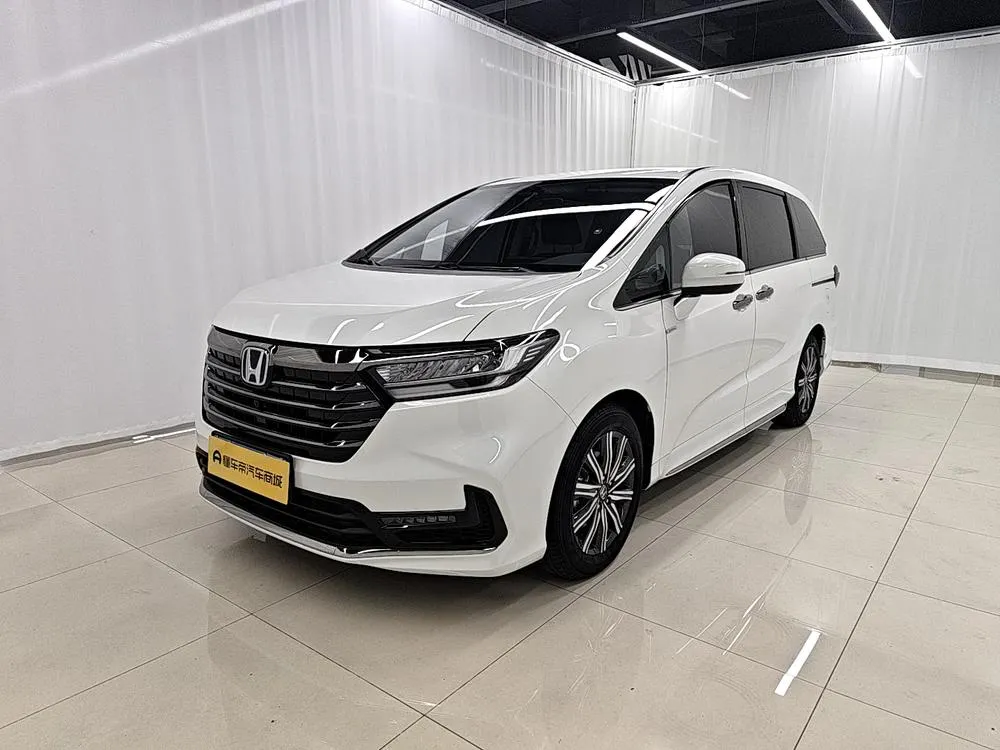 Honda Odyssey 2.0L e:HEV Sharp · Joy Edition, 2024 — фото 1