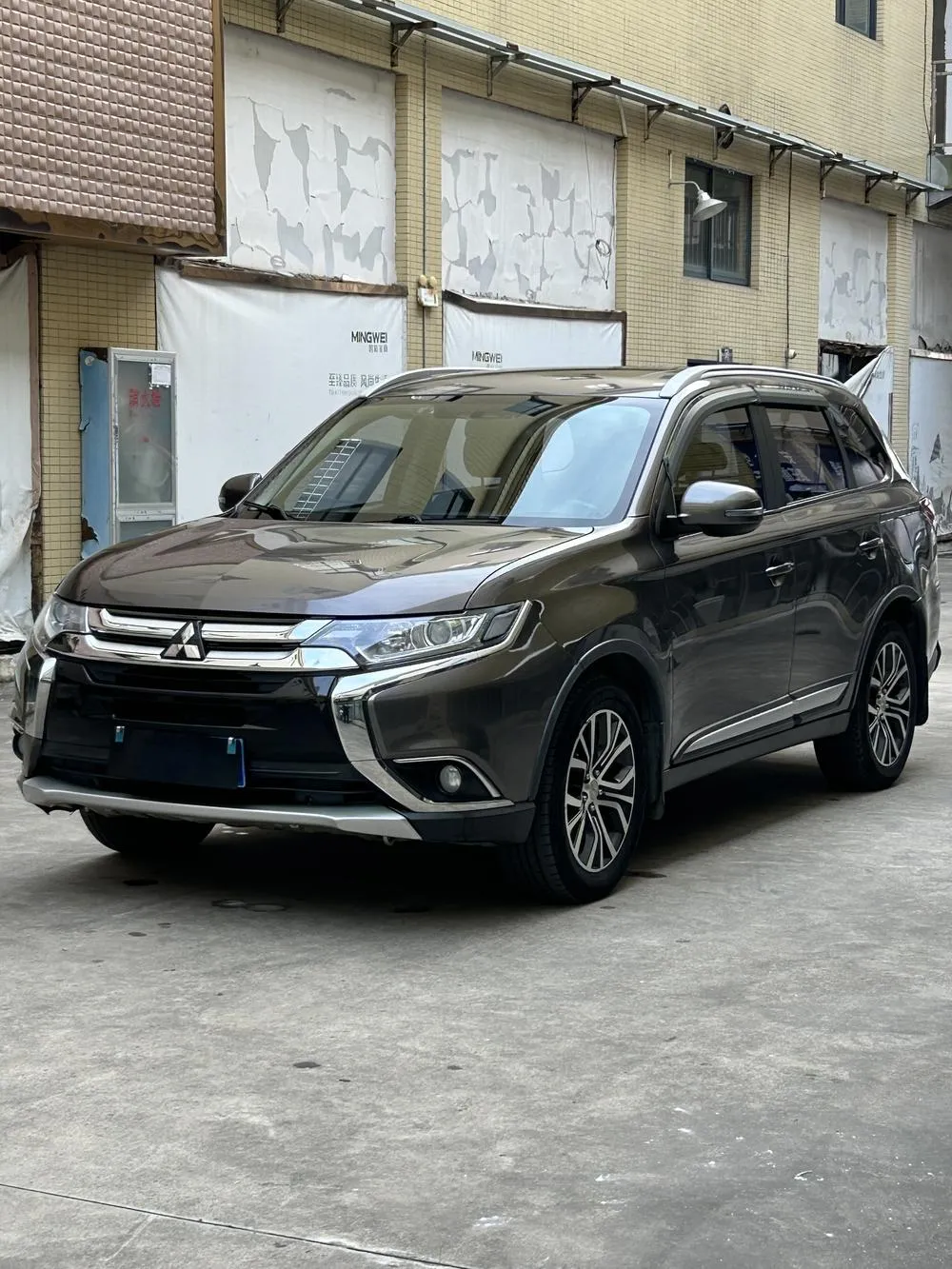 Mitsubishi Outlander 2.0L 2WD Glory Edition 5 Seater, 2017 — фото 1