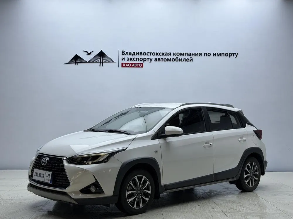 Toyota Yaris L Elite Stylish X 1.5L CVT Luxury PLUS Edition, 2022 — фото 1