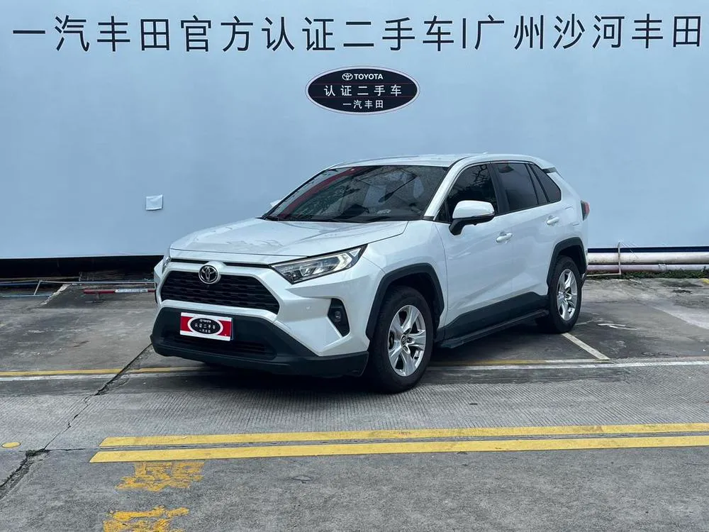 Toyota RAV4, 2023