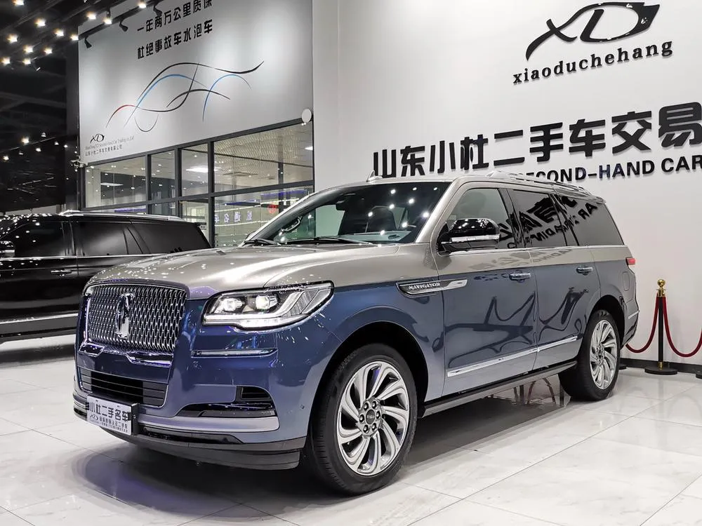 Lincoln Navigator, 2022