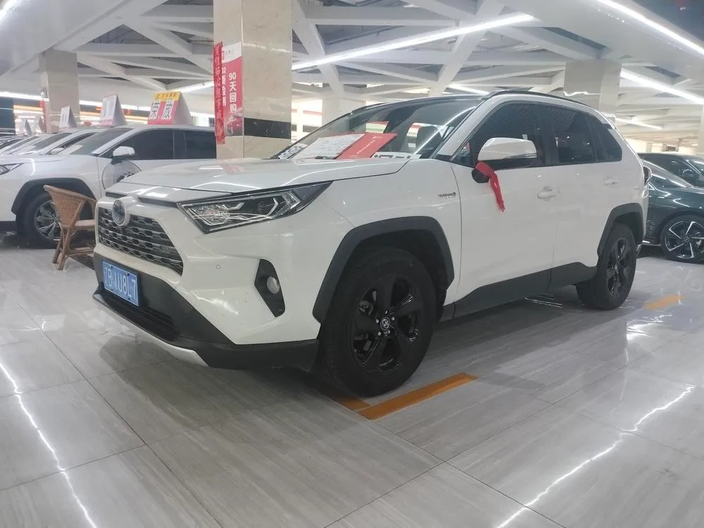 Toyota RAV4, 2021