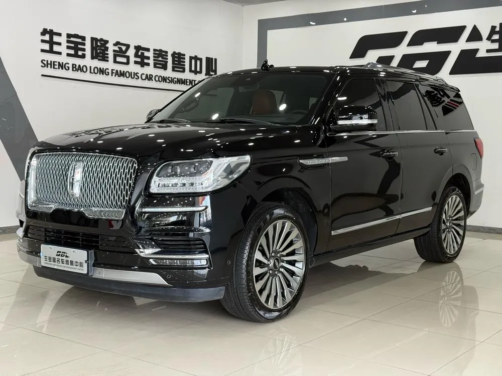 Lincoln Navigator 3.5T Premium Edition, 2020 — фото 1