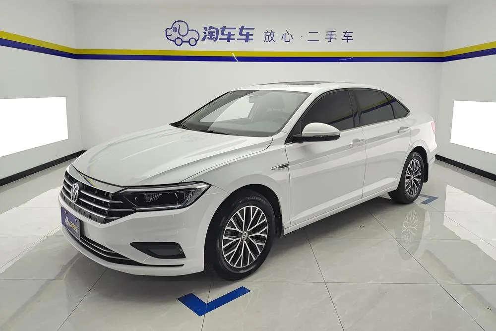 Volkswagen Sagitar, 2020