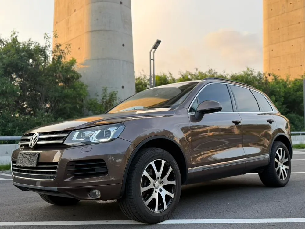 Volkswagen Touareg, 2013