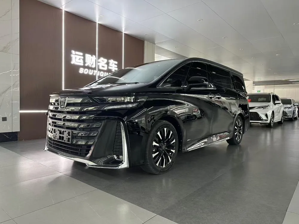 Toyota Vellfire, 2023