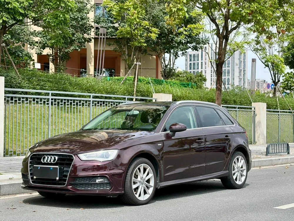 Audi A3 (Import) Sportback 40 TFSI S line Comfort Version, 2014 — фото 1
