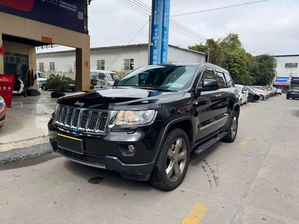 Jeep Grand Cherokee (Import), 2012