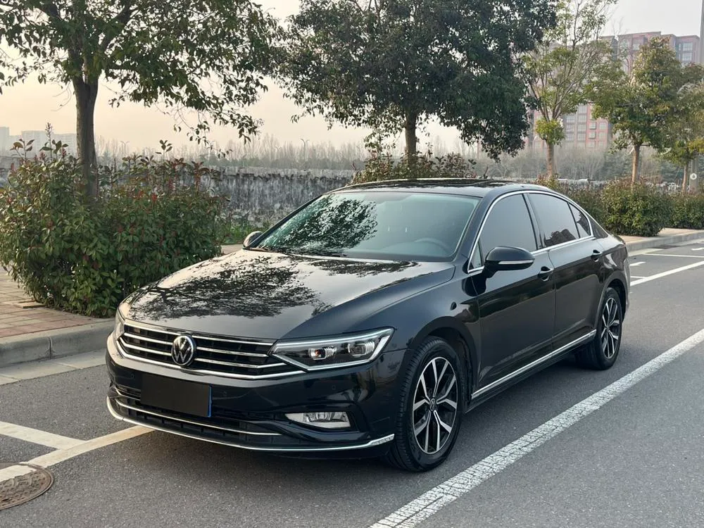 Volkswagen Magotan 330TSI DSG Leading Version, 2020 — фото 1