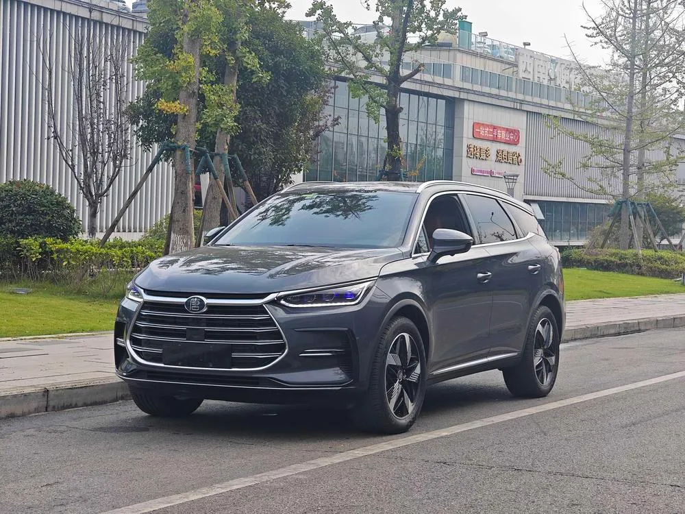 BYD Tang DM DM-i Champion Edition 112KM Premium Version, 2023 — фото 1