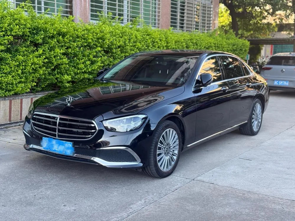 Mercedes-Benz E-Class E 300 L Luxury Version, 2023 — фото 1