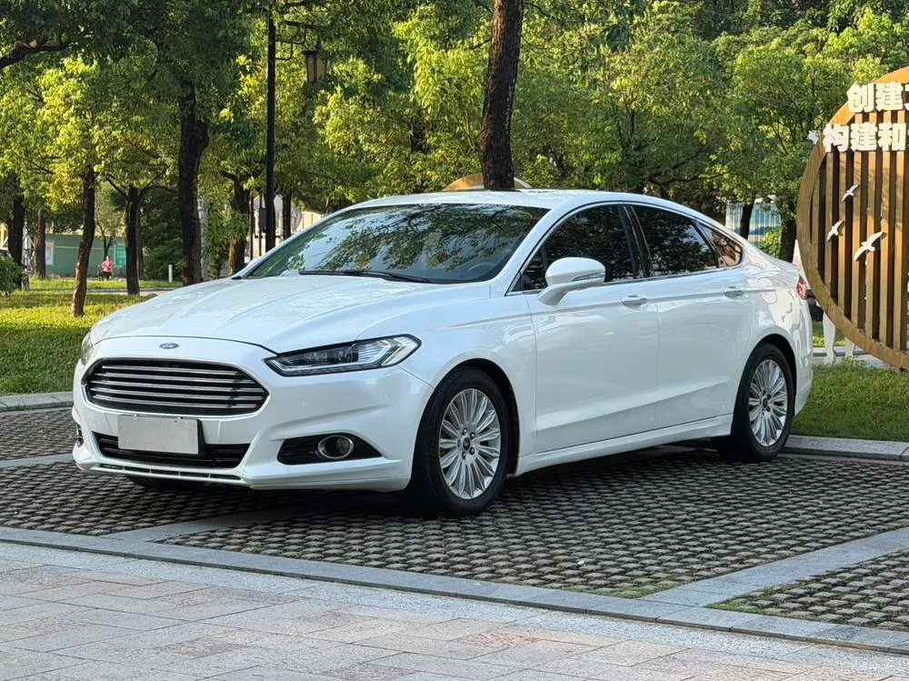 Ford Mondeo, 2013