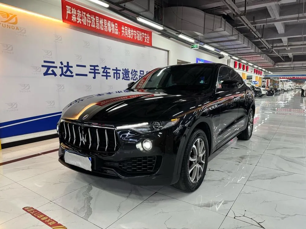 Maserati Levante 3.0T 350Hp Sport Edition, 2018 — фото 1