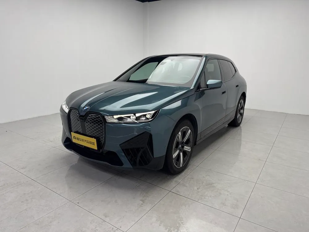 BMW iX, 2021