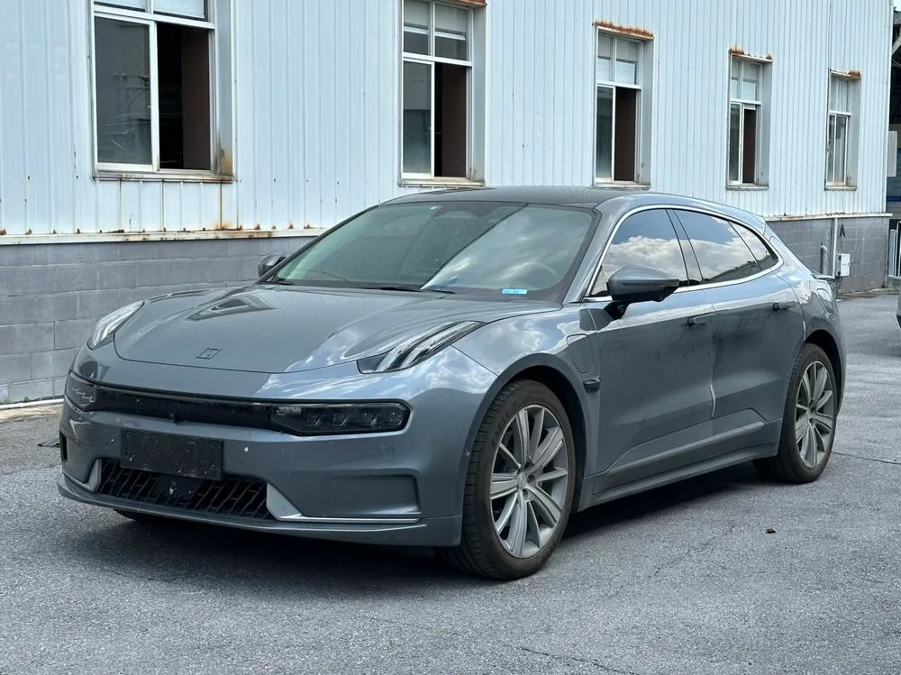 Zeekr 001, 2022