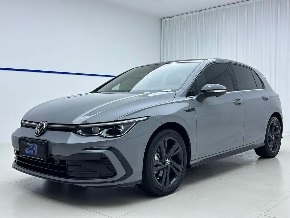 Volkswagen Golf, 2023