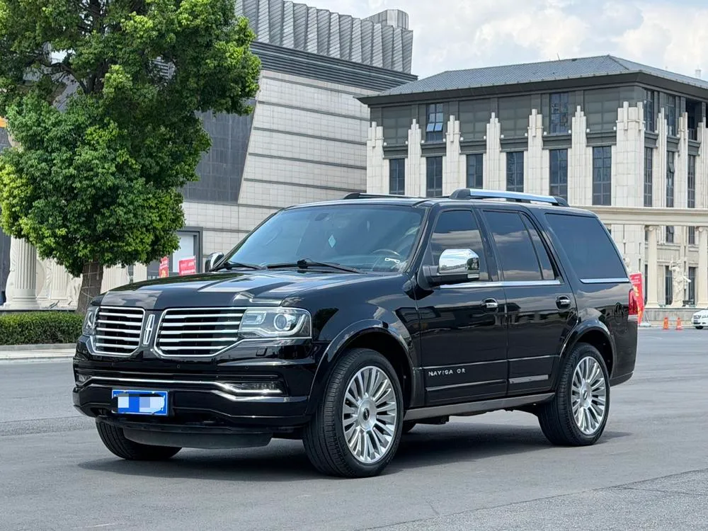Lincoln Navigator, 2016