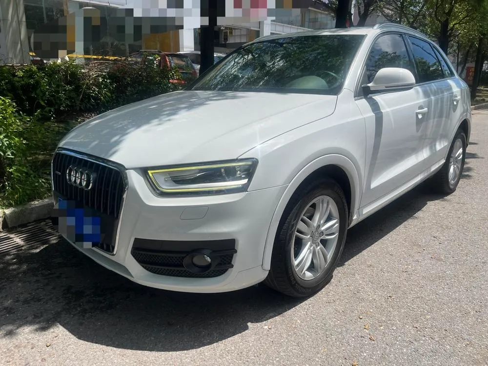 Audi Q3, 2013