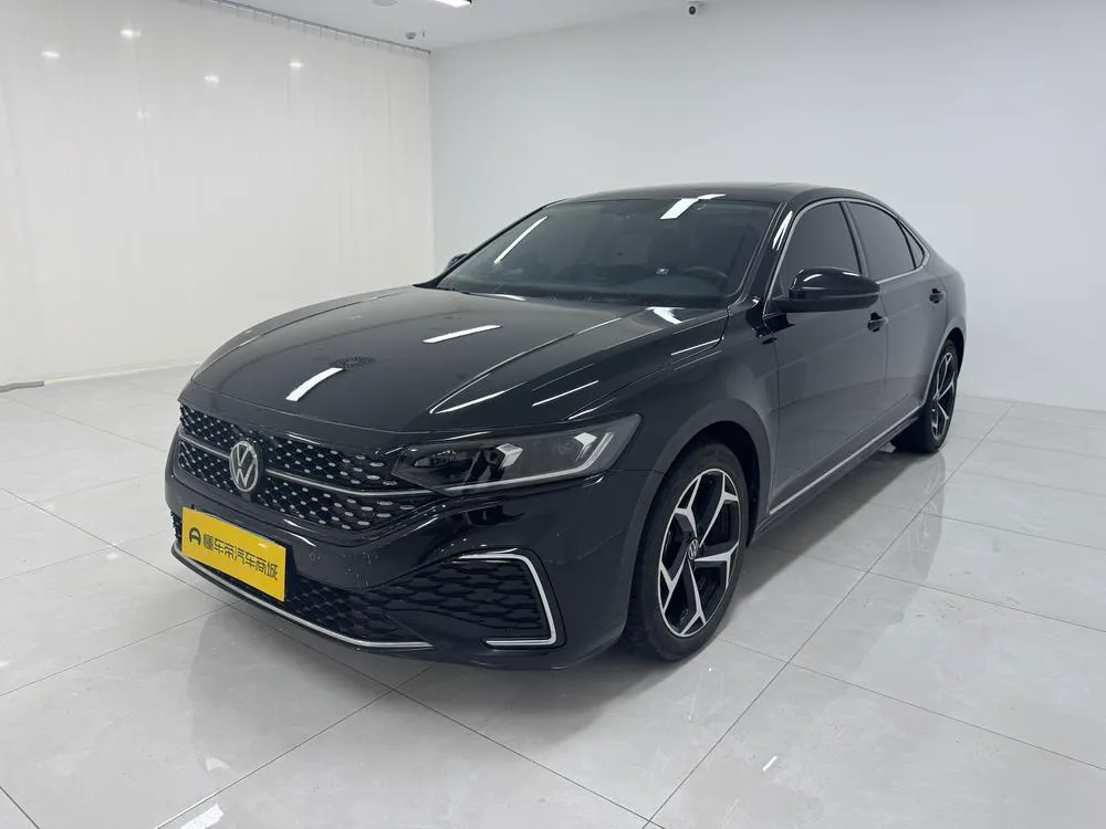 Volkswagen Passat Facelift 330TSI Elite Edition, 2023 — фото 1