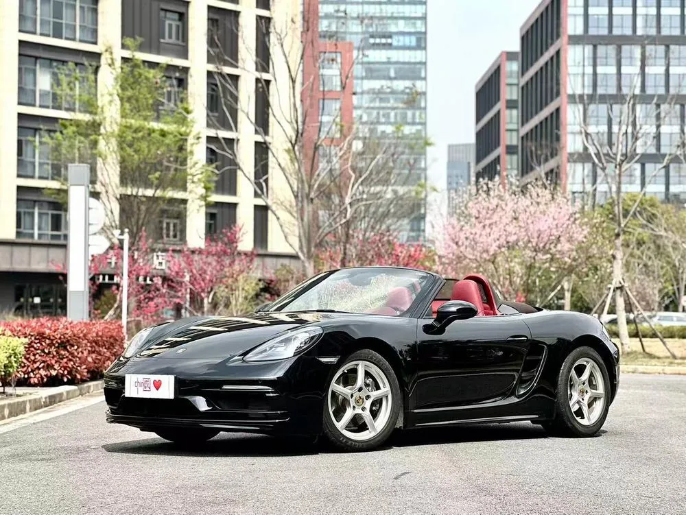 Porsche 718, 2023