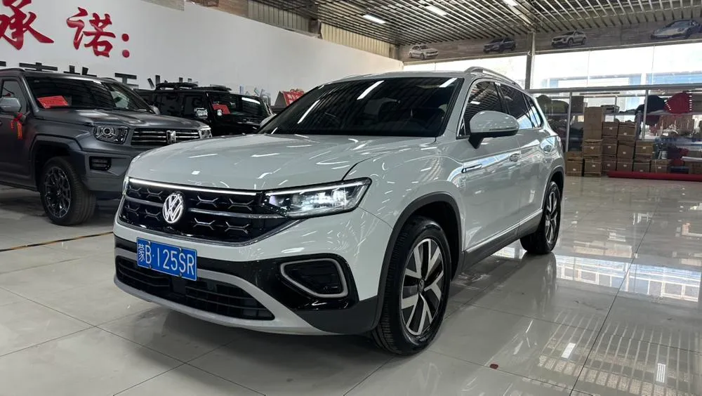 Volkswagen Tayron 280TSI 2WD Luxury Plus Edition, 2023 — фото 1