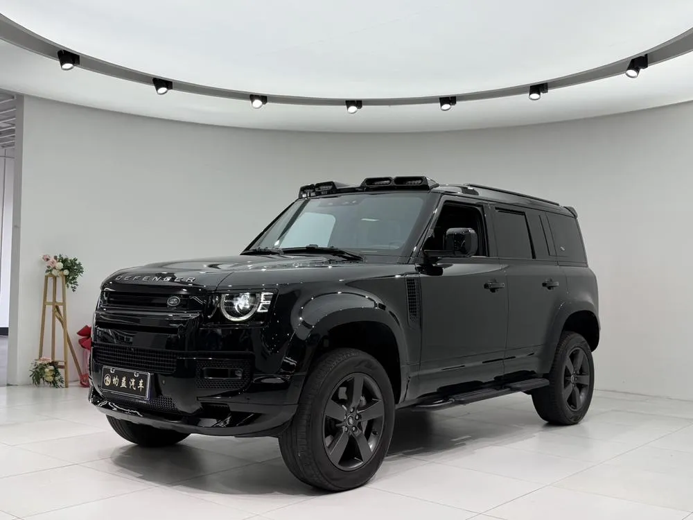 Land Rover Defender 110 3.0T P400 X-Dynamic HSE, 2024 — фото 1