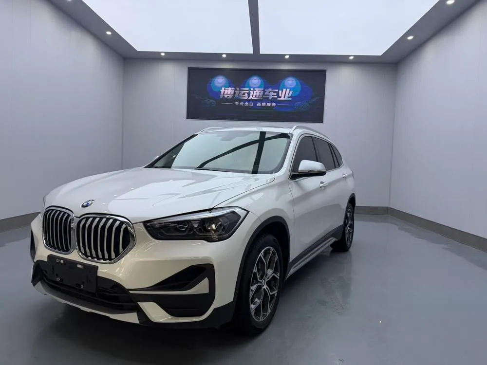 BMW X1 sDrive20Li Fashion Version, 2022 — фото 1