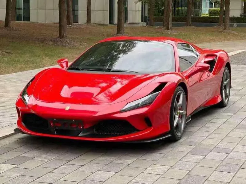 Ferrari F8, 2020