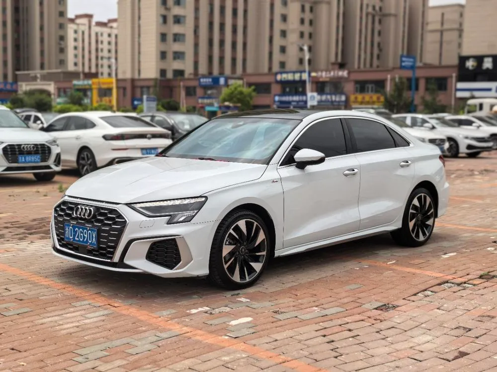 Audi A3 A3L Limousine 35 TFSI Fashion Sport Version, 2022 — фото 1