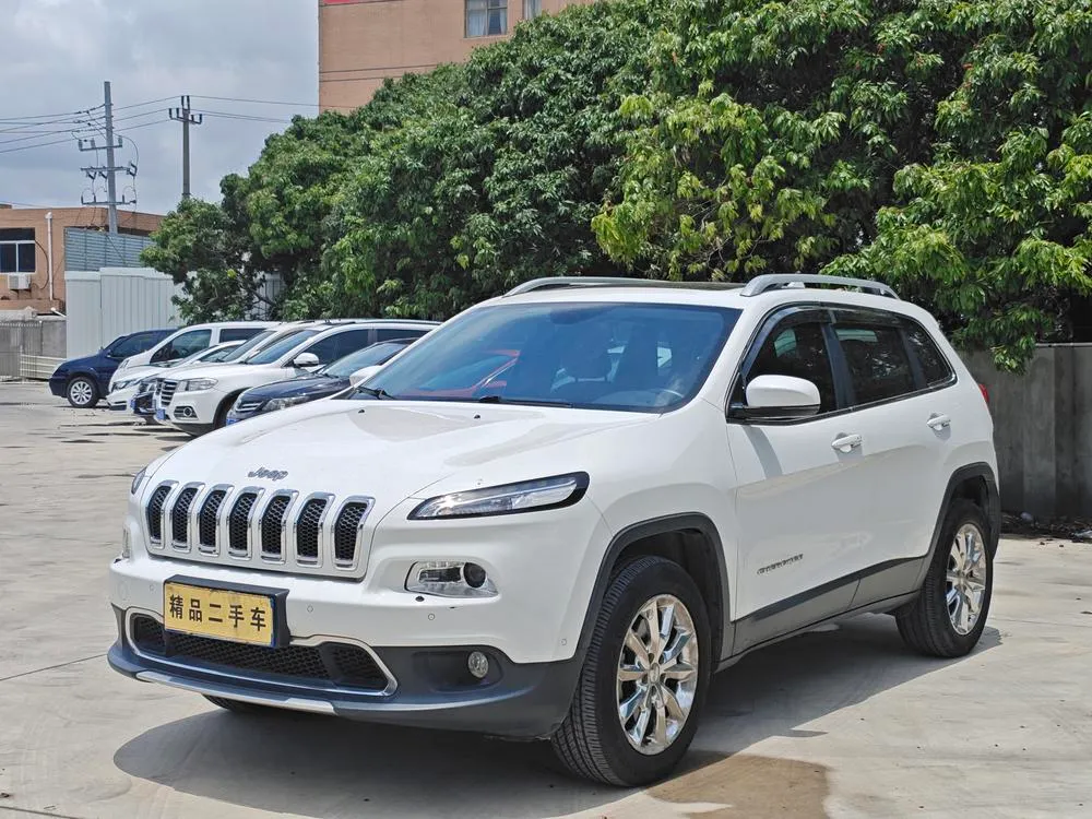 Jeep Cherokee, 2016