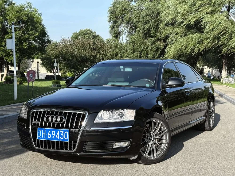 Audi A8, 2010