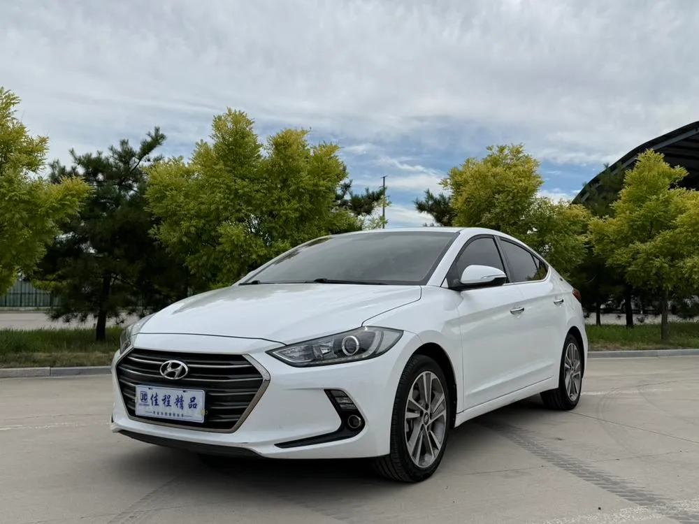 Hyundai Elantra Lingdong 1.6L Auto Stylish · Flagship Version, 2016 — фото 1