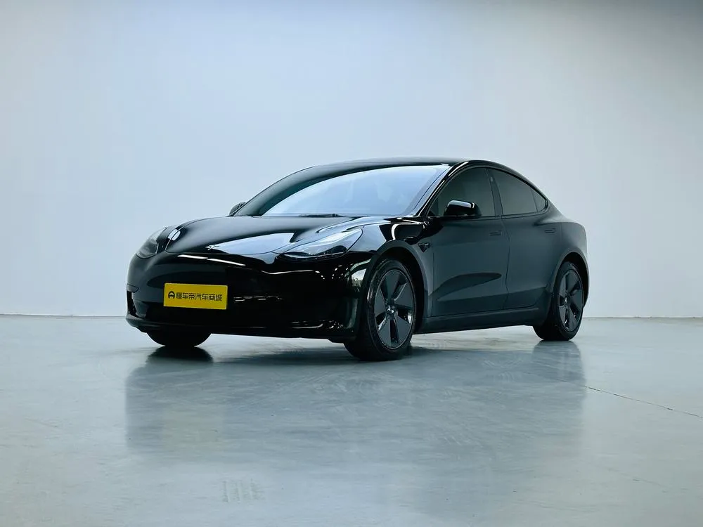 Tesla Model 3, 2022