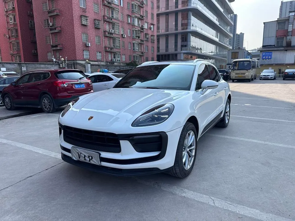 Porsche Macan, 2022