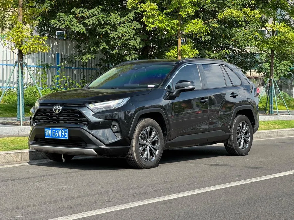 Toyota RAV4 2.0L CVT 2WD Style PLUS Edition, 2023 — фото 1