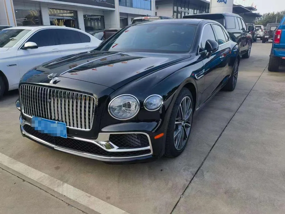 Bentley Flying Spur, 2022