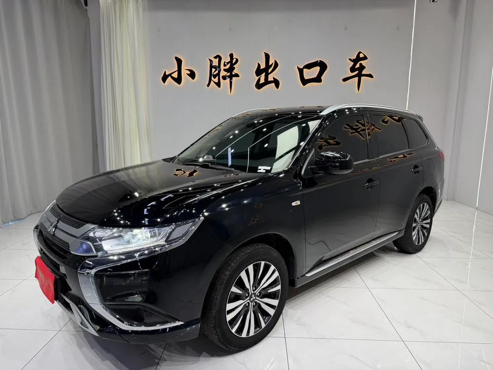 Mitsubishi Outlander, 2021